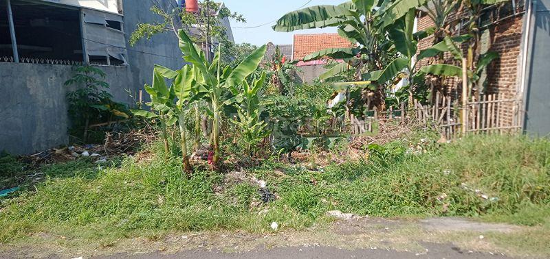 Kavling 277 m2 SHM Muka 9,5 Meter Lingkungan Tenang Nyaman Aman di Cisaranten Kulon Arcamanik Bandung 