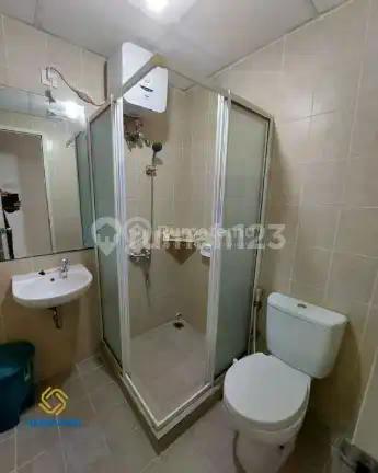 Dijual Cepat Unit 3 BR Furnish View Kolam Renang