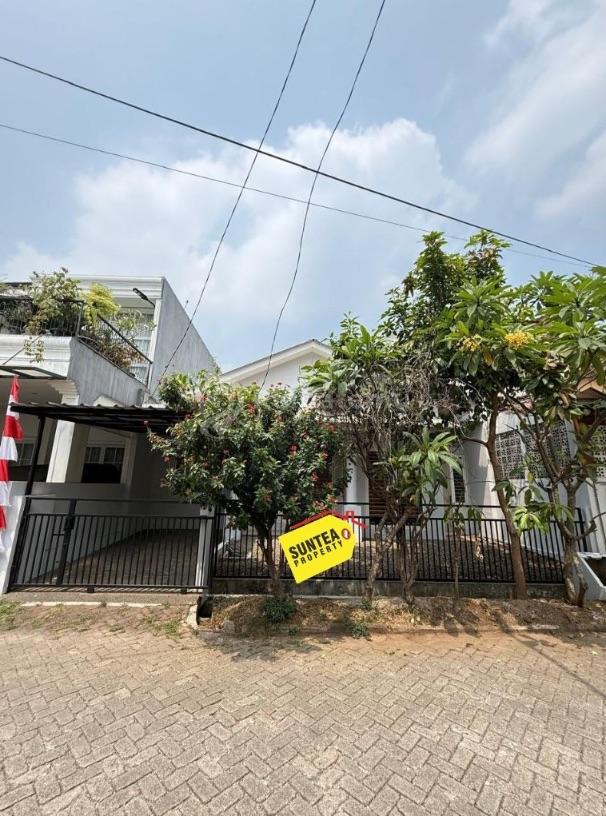 Rumah Siap Huni Ada Taman Belakang di Graha Bintaro Jaya