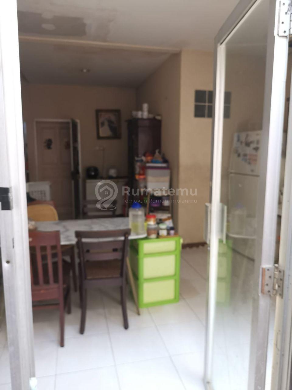 DIJUAL Rumah 1,5 Lantai yang Nyaman dan Siap Huni dengan Lokasi yang Strategis di Taman Sari, Harapan Indah 2, Bekasi