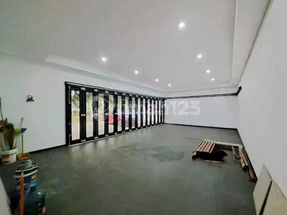 Rumah Baru 3 Lantai Design Istimewa Strategis