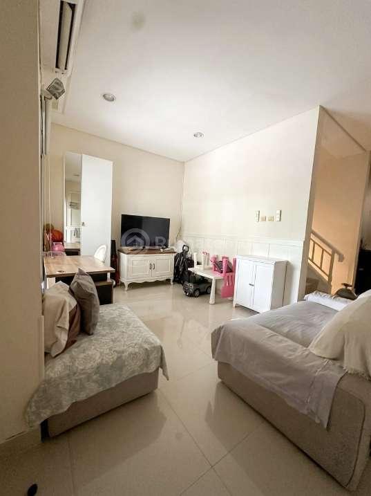 Dijual Rumah Siap Huni Di Puri Mansion Cluster Edinburgh.