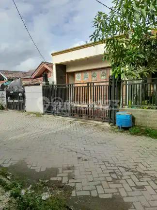 Dijual Rumah di Tomang Baru Tangerang