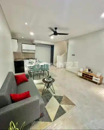Jual Cepat Rumah Cantik 2 lantai Semi Furnished Accola Park Serpong