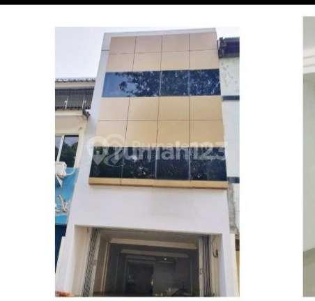 Ruko Bagus Murah 3 1/2 Lantai Siap Pakai Di Gading Griya Lestari