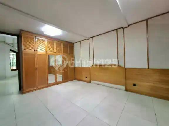 Rumah Murah Di Kembangan . Puri Indah Jakarta.barat
