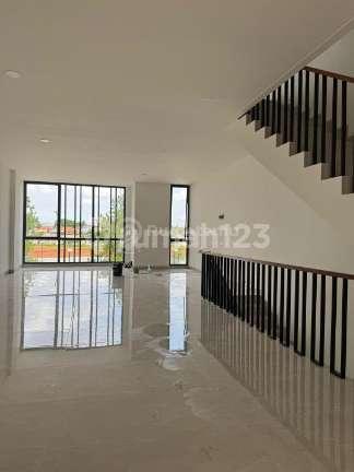 Sewa Ruko Loft Northridge BSD 369 Hadap Jalan Raya