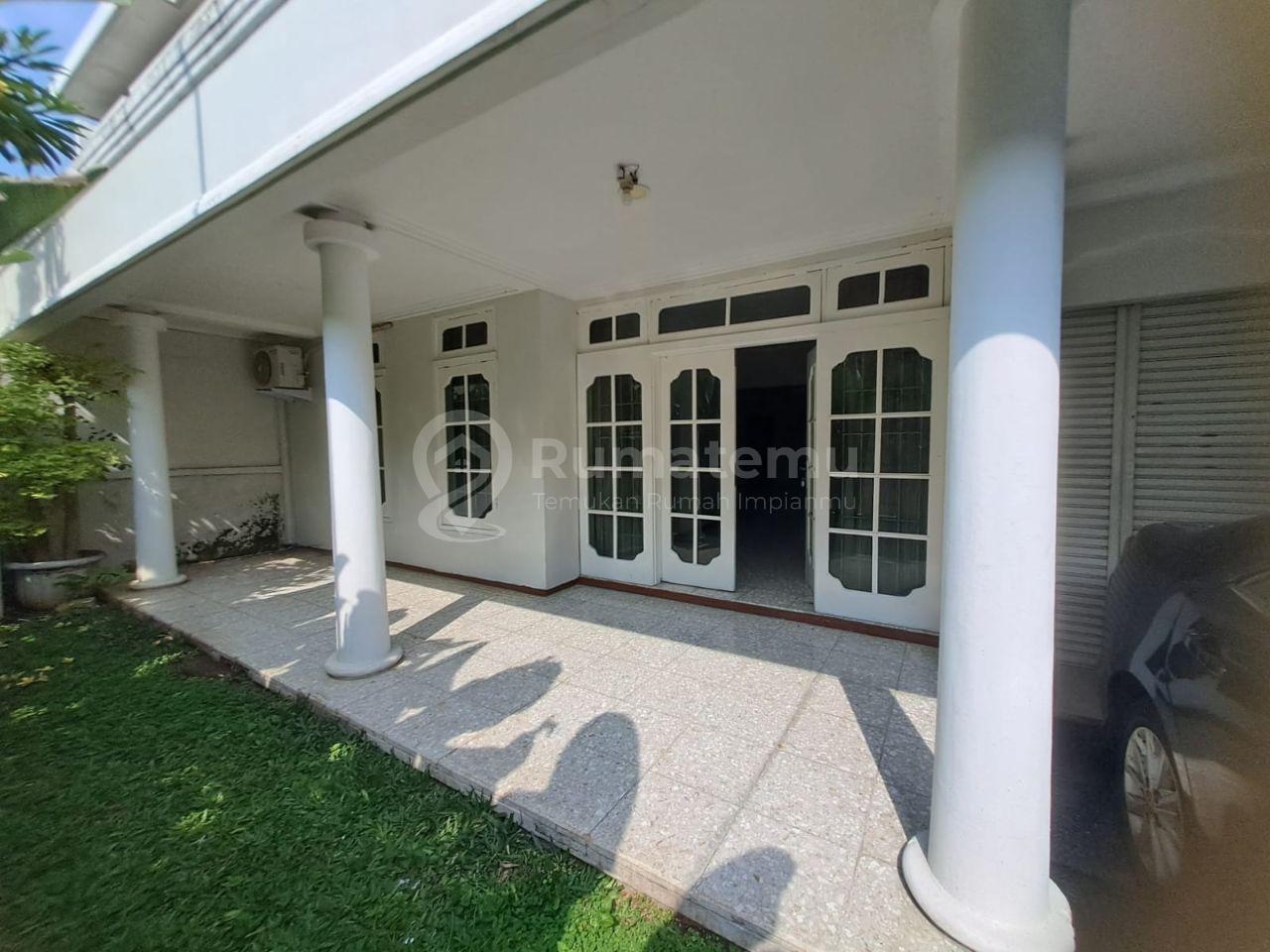 Hunian Asri Siap Sewa Di Area Kebayoran Baru 