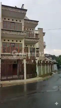 Rumah Bagus di Kav Dki Duren Sawit Jakarta Timur
