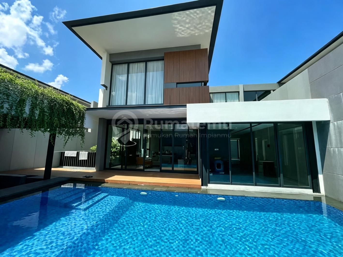 Rumah Mewah, Ada Pool, Hongshui Bagus, Sudah Renov, Dekat Botanical Park