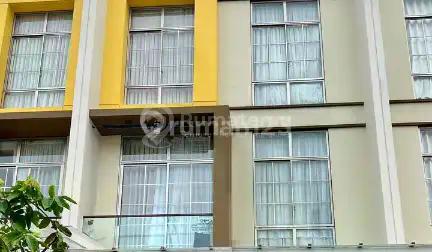 RUMAH DI PIK 2!