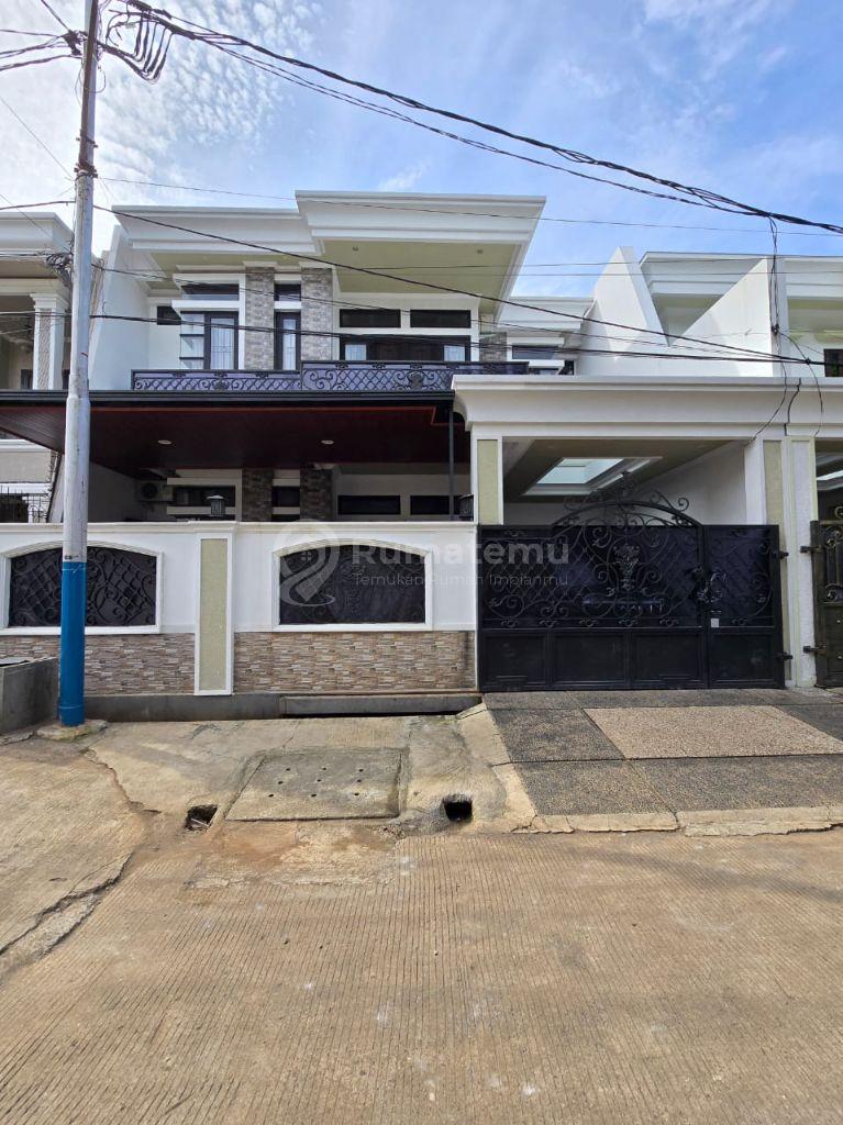 Turun Harga Rumah Semi Furnished Dalam komplek Di Duren Sawit Jakarta Timur 