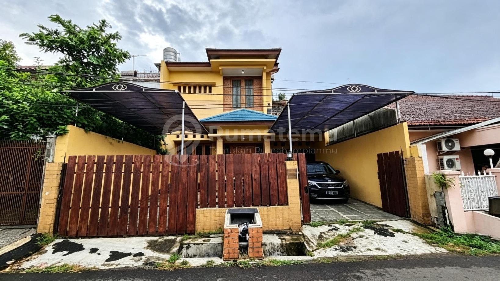 Jual Cepat Rumah Besar Akses jalan 2 mobil lebih di Cipinang, Pulo Gadung, Jakarta Timur