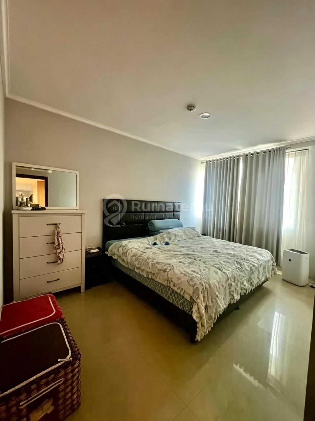 Apartemen Paladian Kelapa Gading Semi Furnish