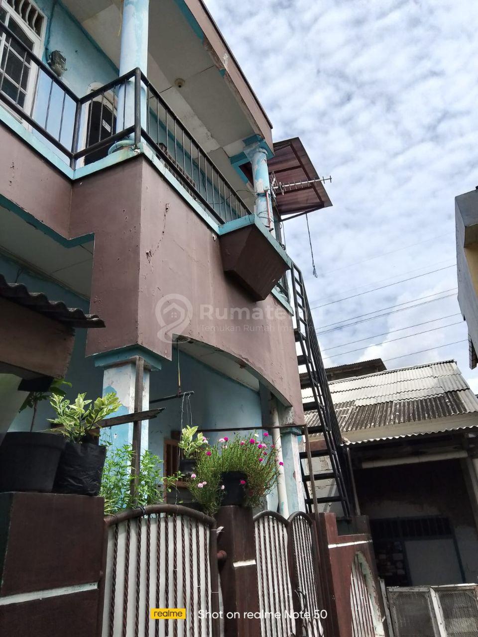 Dijual Cepat Rumah Kos-Kosan Aktif di Kalimalang Jakarta Timur | 4 Pintu + 4 Kamar Mandi Dalam, Strategis Siap Huni