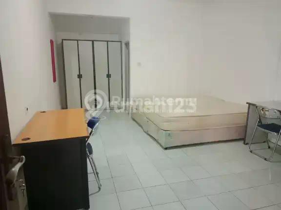 Tanah Berikut Bisnis Kos-Kosan Dekat Universitas Indonesia
