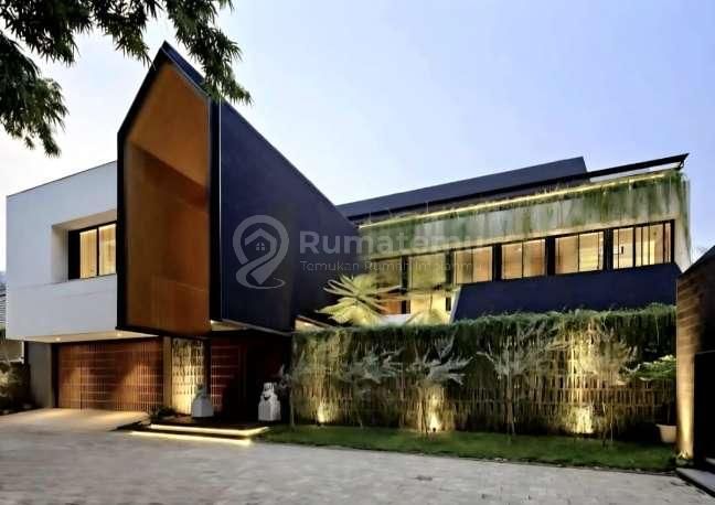 Rumah di Jl Brawijaya Kebayoran Baru