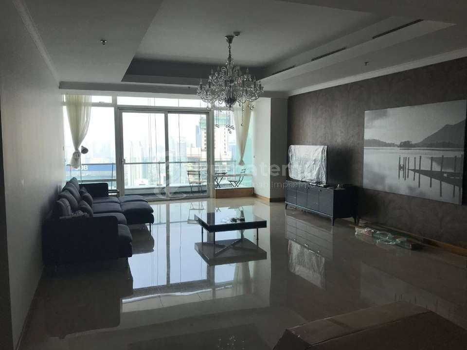 DIJUAL RUMAH HOEK – CITRA 2 EXT