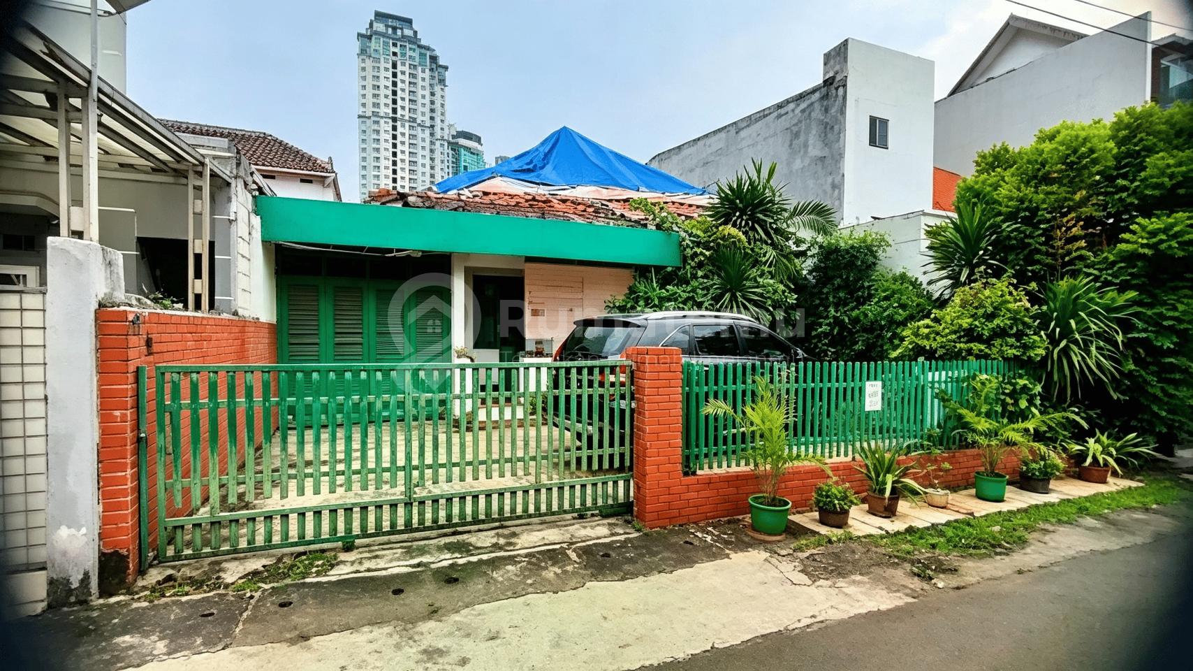 Rumah Tua Area Guntur, Siap Bongkar