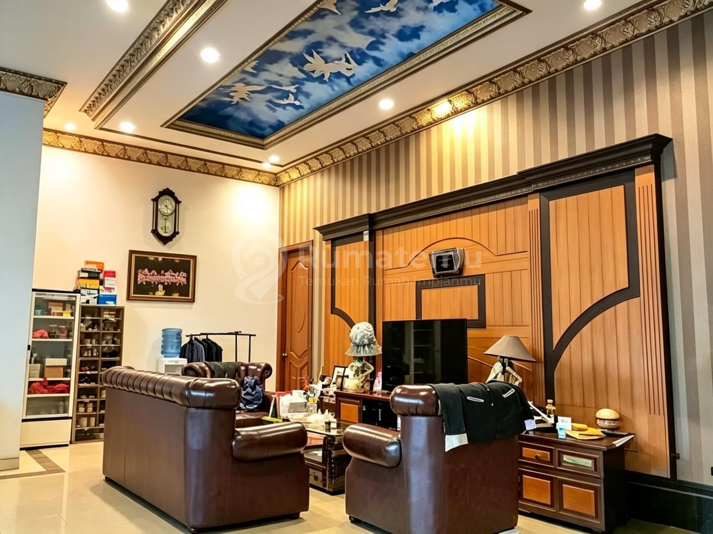 RUMAH MAYANG PERMAI DI PIK