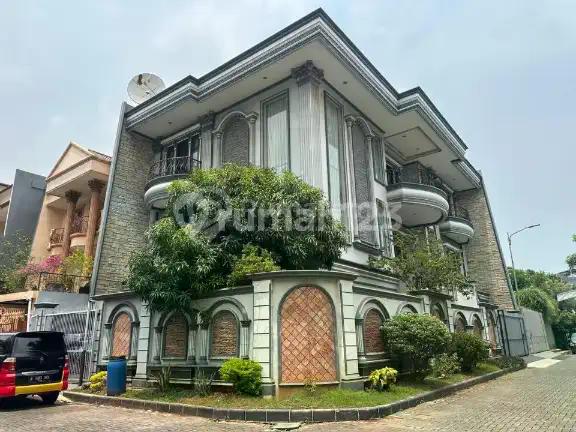 DiJual Rumah Mewah Klasik Siap Huni Perumahan Taman Permata Sunter 2