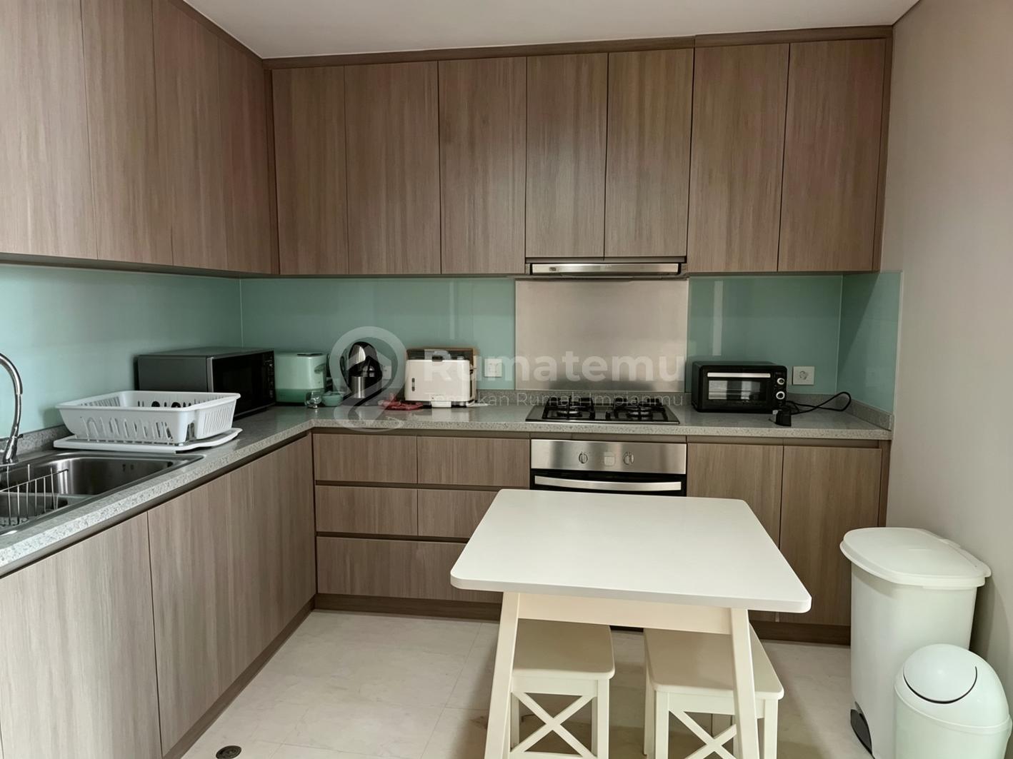 Disewakan Ciputra World 2 - Tipe 2+1Br Luas & Nyaman, City View