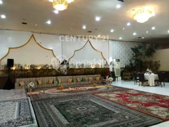 Ruang Usaha Resto Harga Dibawah NJOP Jakarta Selatan