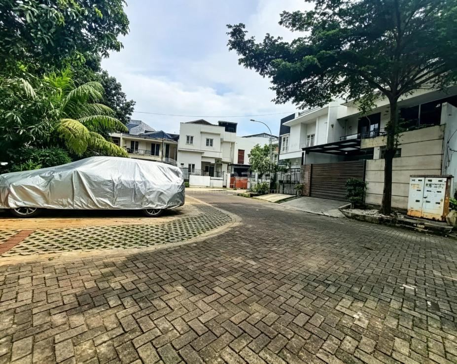 Kavling Murah Depan Taman di Grisenda Pik Kapuk Jakarta Utara