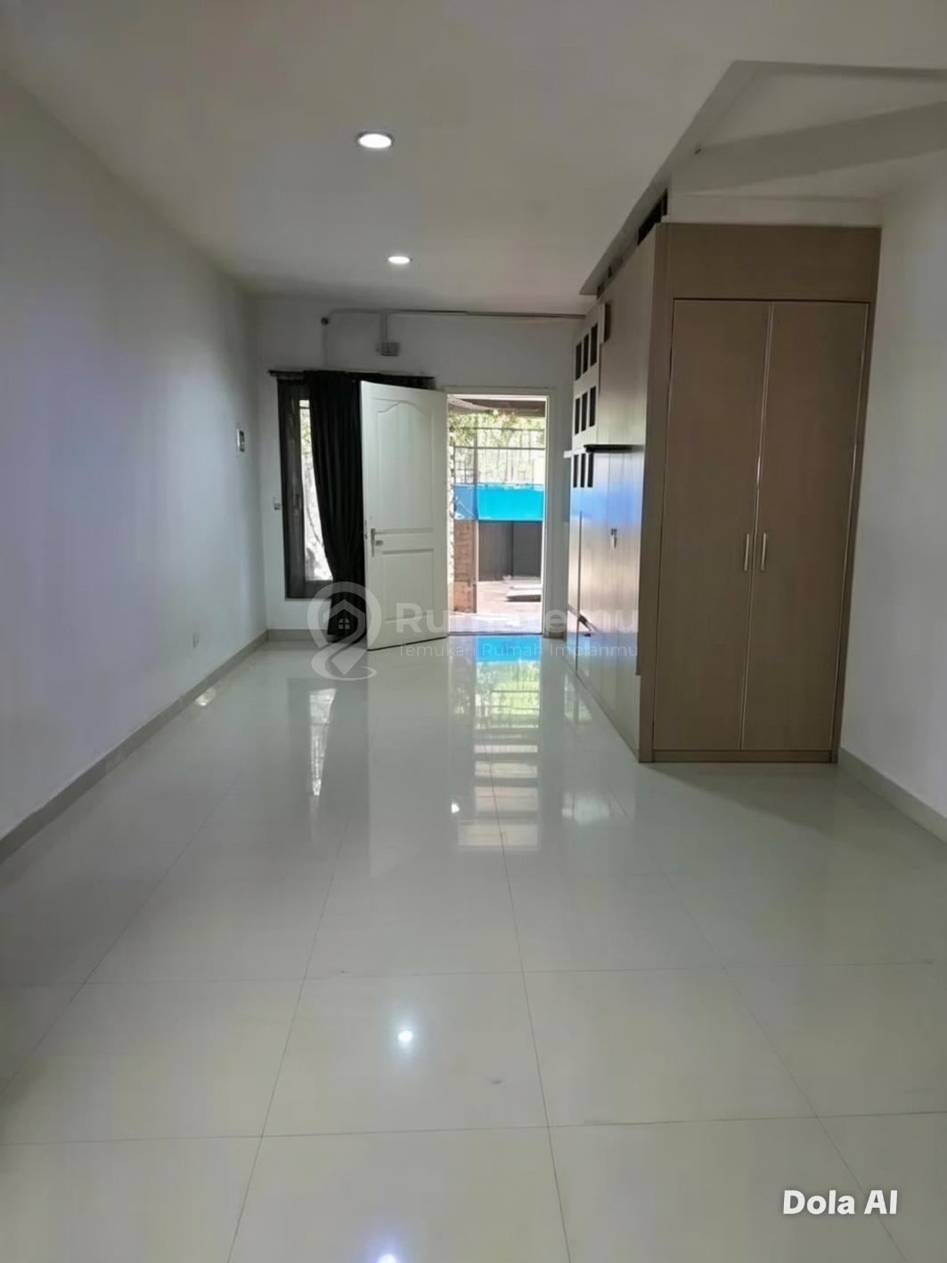 Dijual Rumah Strategis @Permata Palem, Jakarta Barat