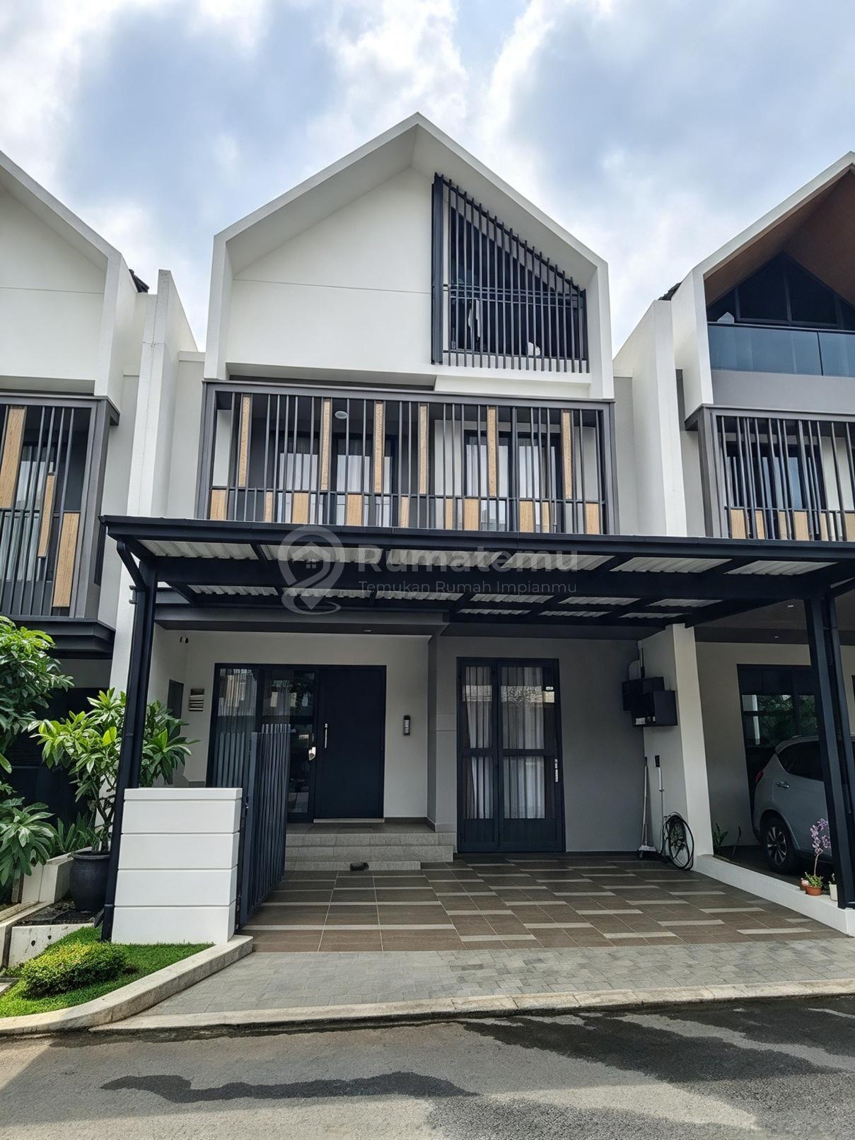 Dijual Rumah 3 Lantai Ada Attic Room Carport 2 Mobil Dkt ke Umn, Kipina