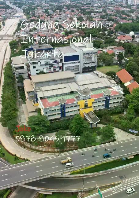 Gedung Sekolah Internasional Megah