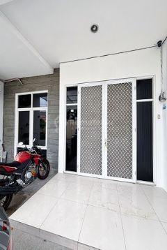 Rumah bagus siap huni dalam komplek, aman dan bebas banjir, jalan lebar di Joglo. 16151