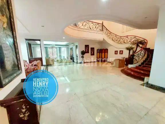 RUMAH LUX TAMAN GOLF LOKASI ELIT AREA GOLF LIPPO KARAWACI