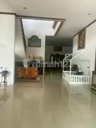 Rumah Besar Tanah Luas Dekat Paradise Serpong 2