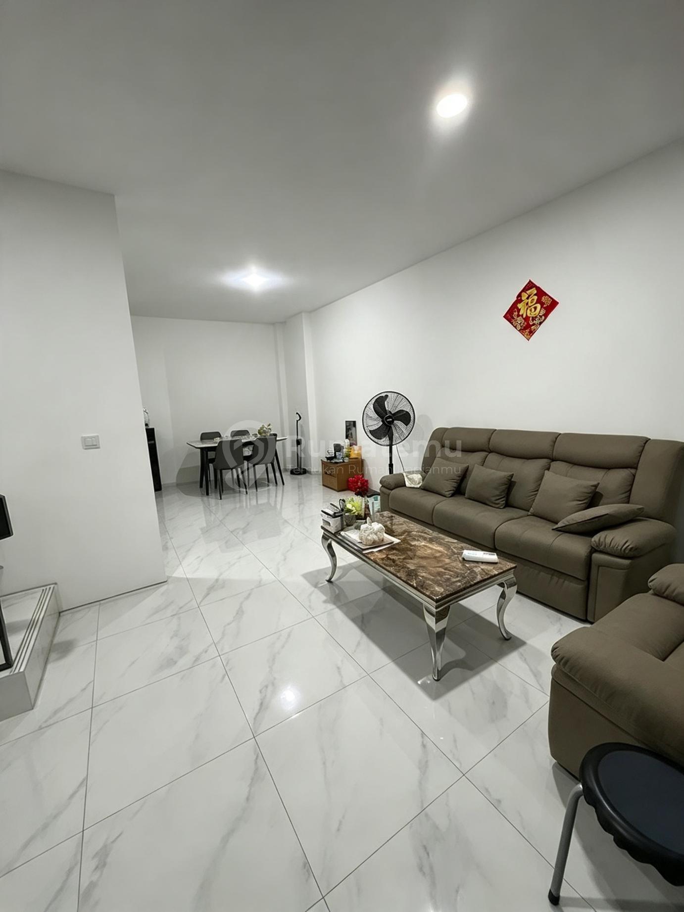 Rumah Citra 8 Dijual Luas 72 Meter Ada 3 Kamar Tidur Furnish Siap Huni