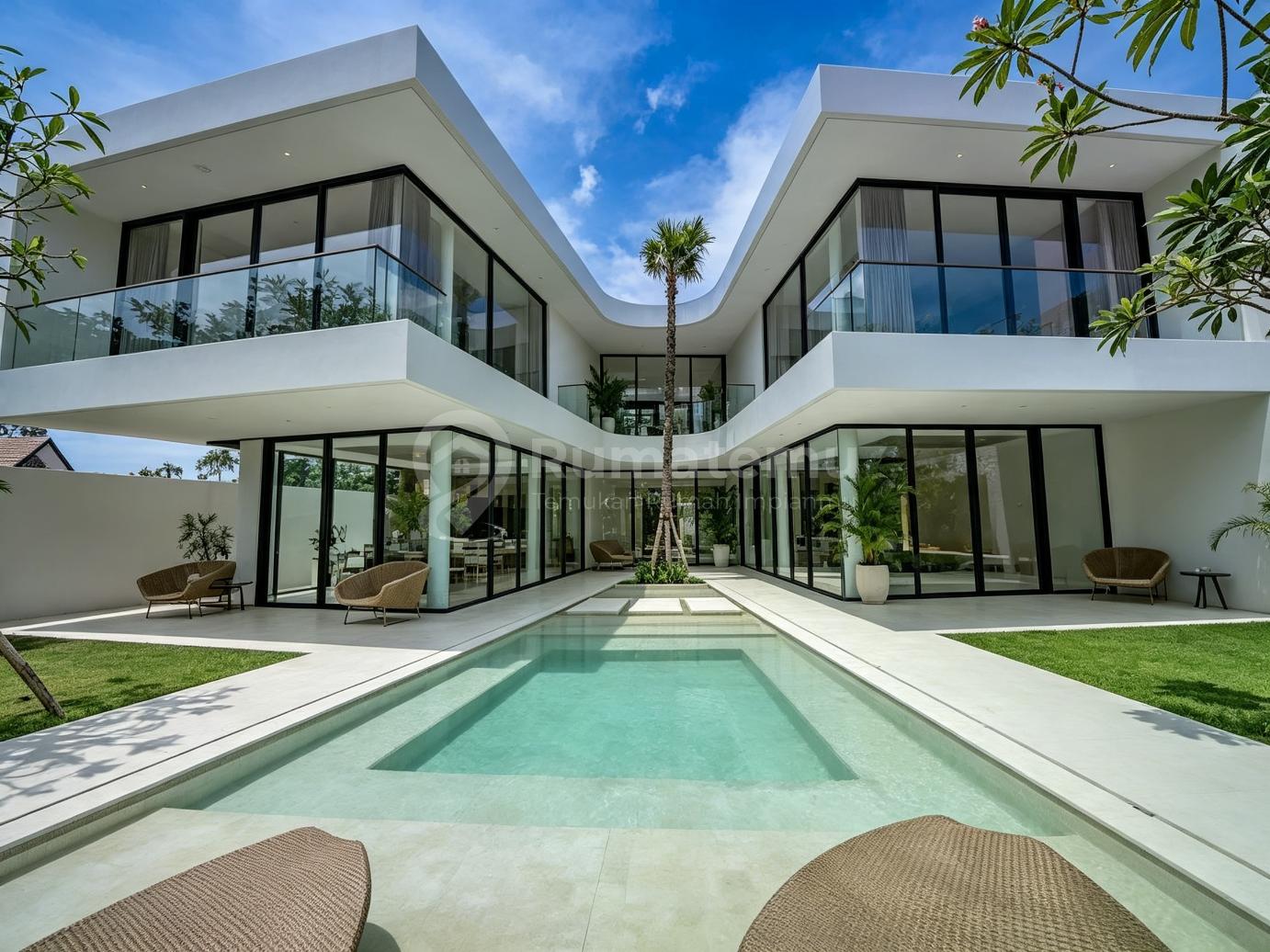 Ready For Sale Or Annual Rent Luxury4 B R Villa In Umalas