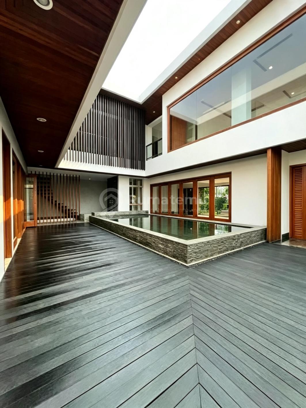Dijual Rumah Modern di Pondok Indah, Jakarta Selatan