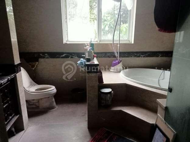 Jual rumah komplek Villa Pondok Indah, Kebayoran Lama Selatan, Jakarta Selatan 
