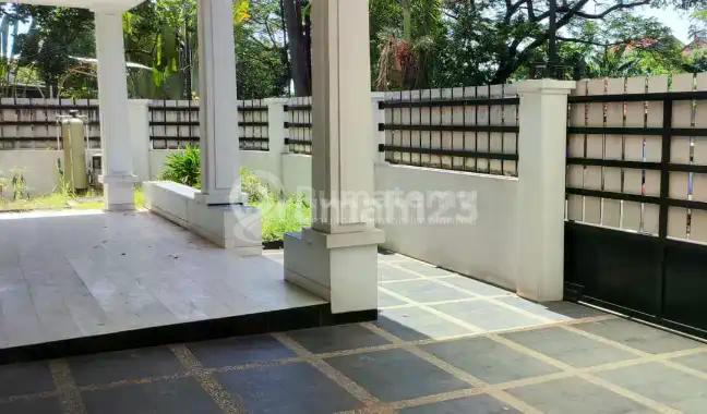 Di Jual Rumah Hook Taman Semanan Indah
