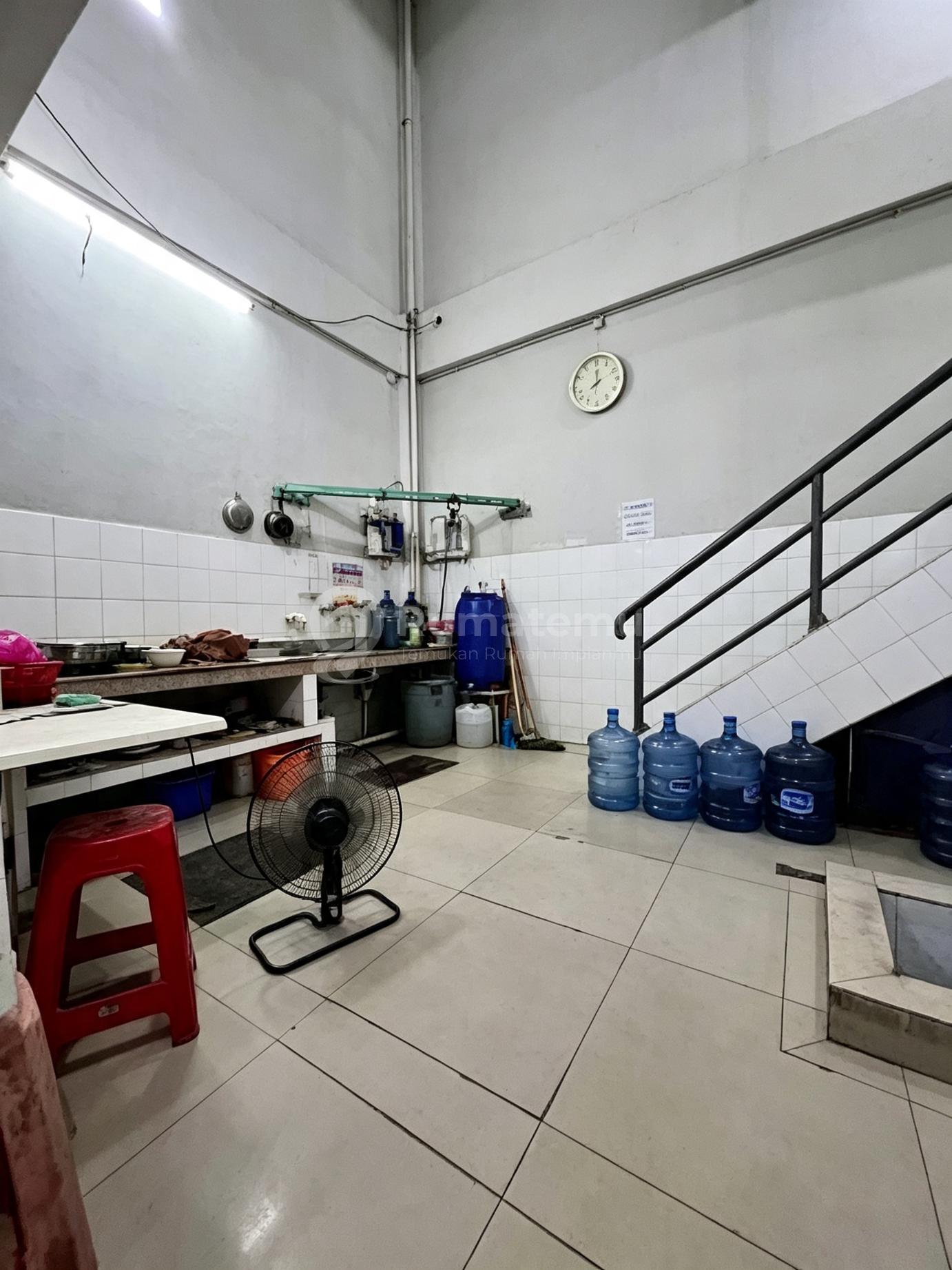 Ruko 4 Lantai Di Taman Palem Cengkareng Jakarta Barat