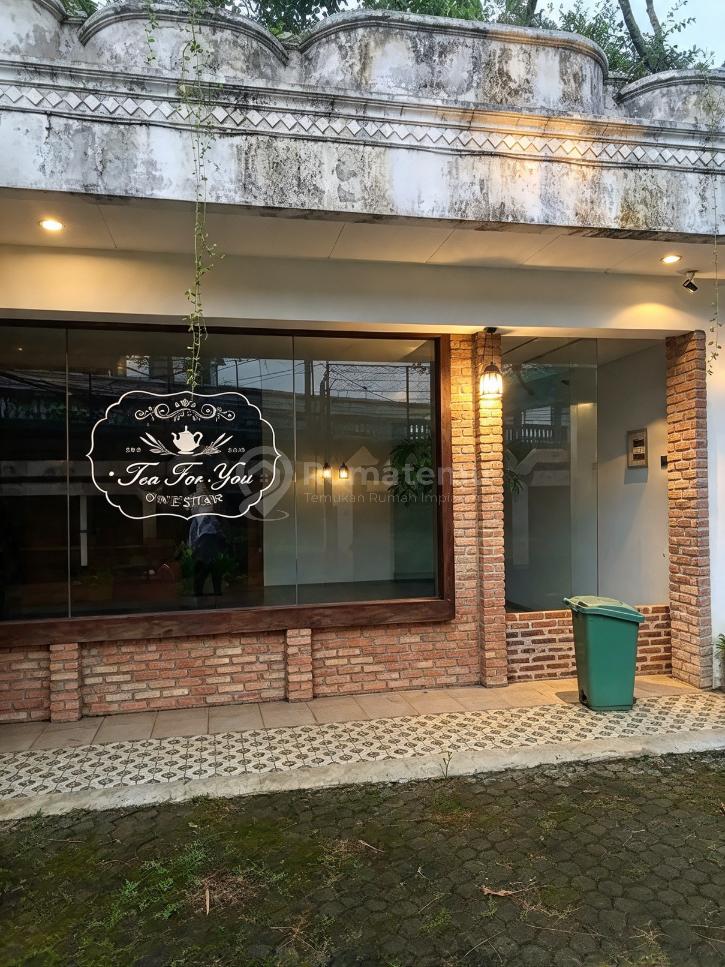 DiSewakan Rumah Luas Besar Kemang Timur Jakarta Selatan Kantor Cafe