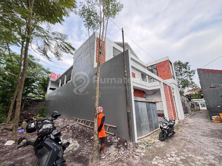 Kost Eksklusif 18 Kamar Condongcatur Depok Sleman 3 Menit Kampus AMIKOM FE UII Ekonomi