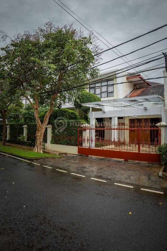 Dijual rumah Semi furnished Komplek dekat Kelapa Gading Area Kayu Putih