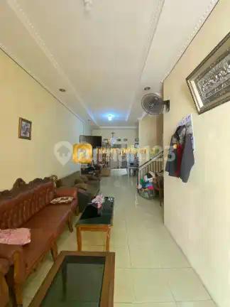 Rumah Bagus Tanah Luas Lokasi Strategis di Kalisari Cijantung