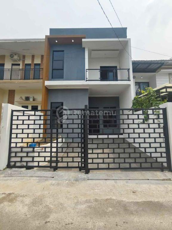 RUMAH 2 LANTAI SEMI FURNISH DI BANTARJATI KOTA BOGOR