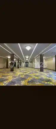 Disewakan Ruang Usaha Kemang Raya Jakarta Selatan