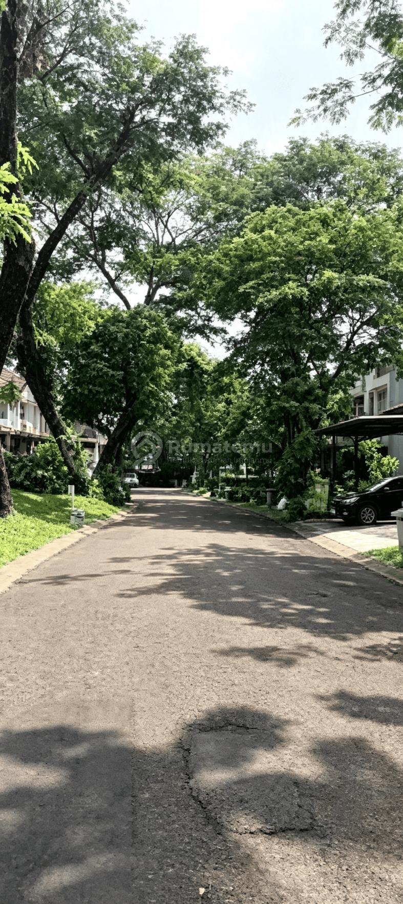 Dijual Kavling Siap Bangun Lippo Karawaci Hadap Selatan SHM