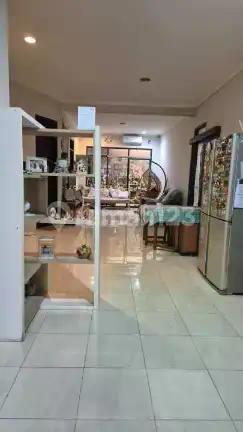 Rumah Villa Melati Mas 1,5 Lantai Luas Tanah 200M2 Harga 2,1 Miliar