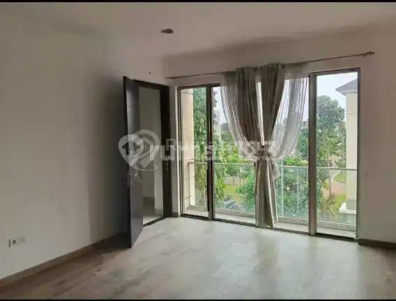 Dijual Rumah Bagus 3 Lantai @Pantai Indah Kapuk
