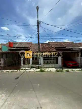 Rumah Bagus Tanah Luas Dalam Komplek Dukuh Zamrud Mustika Jaya